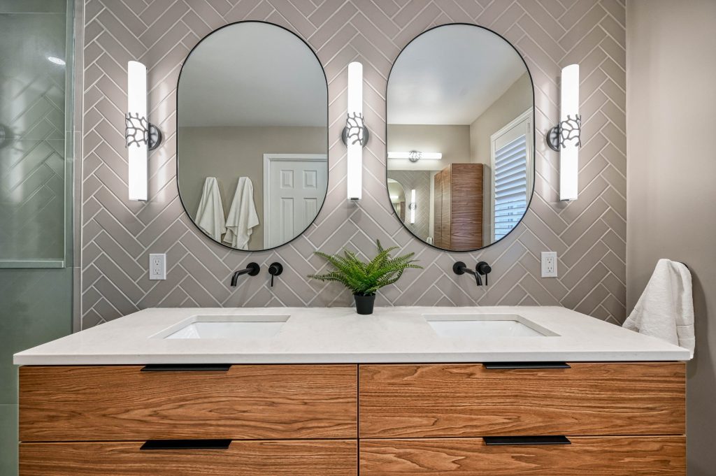 Bathroom lighting trends